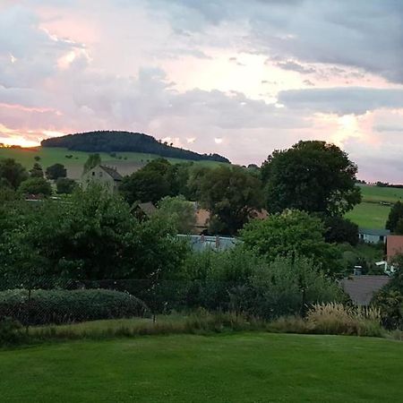 Hossies Hof - Elke Apartment Bertsdorf ภายนอก รูปภาพ
