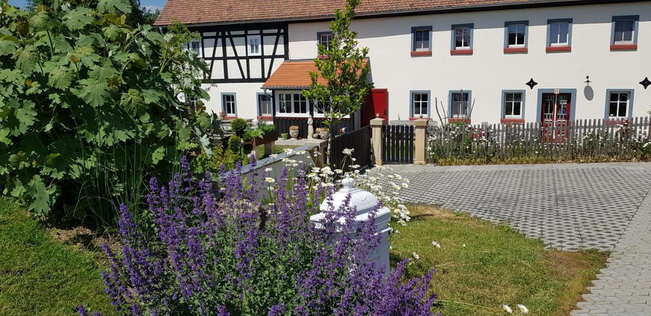 Hossies Hof - Elke Apartment Bertsdorf ภายนอก รูปภาพ